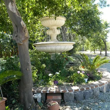 La Grevillea Фермерский дом